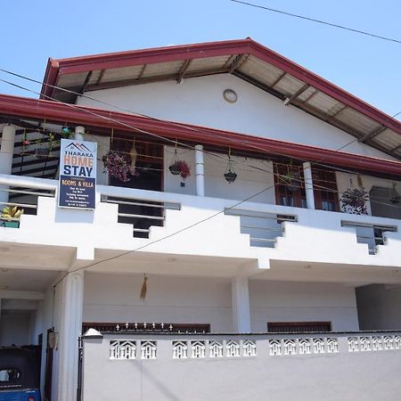 Tharaka Homestay Weligama Buitenkant foto