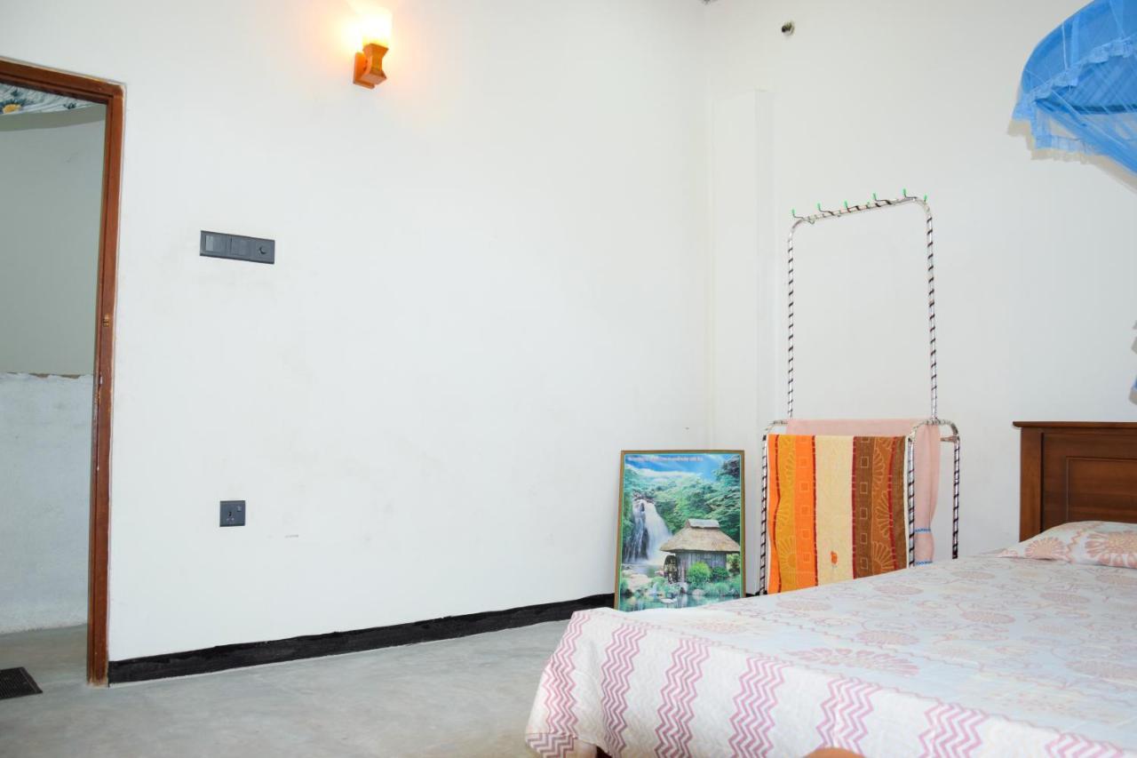 Tharaka Homestay Weligama Buitenkant foto