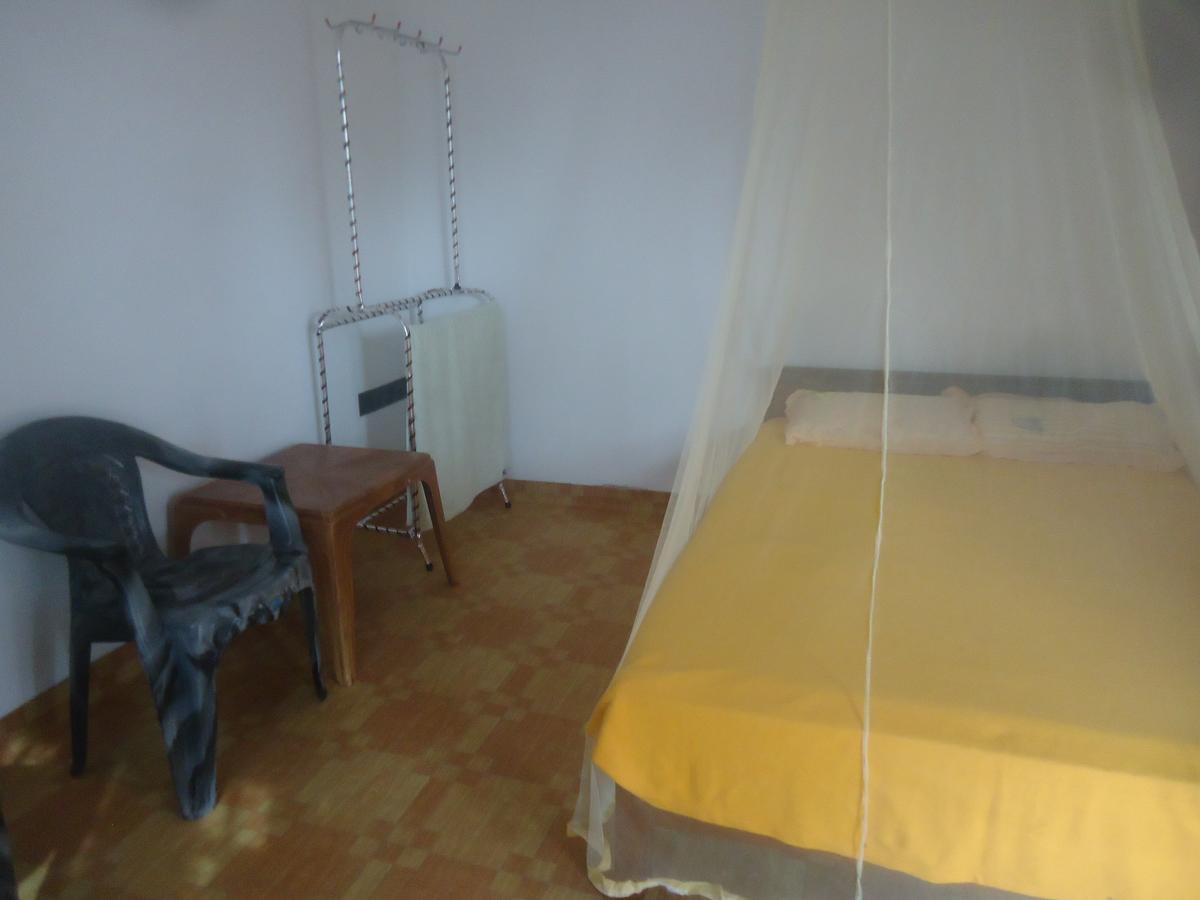 Tharaka Homestay Weligama Buitenkant foto